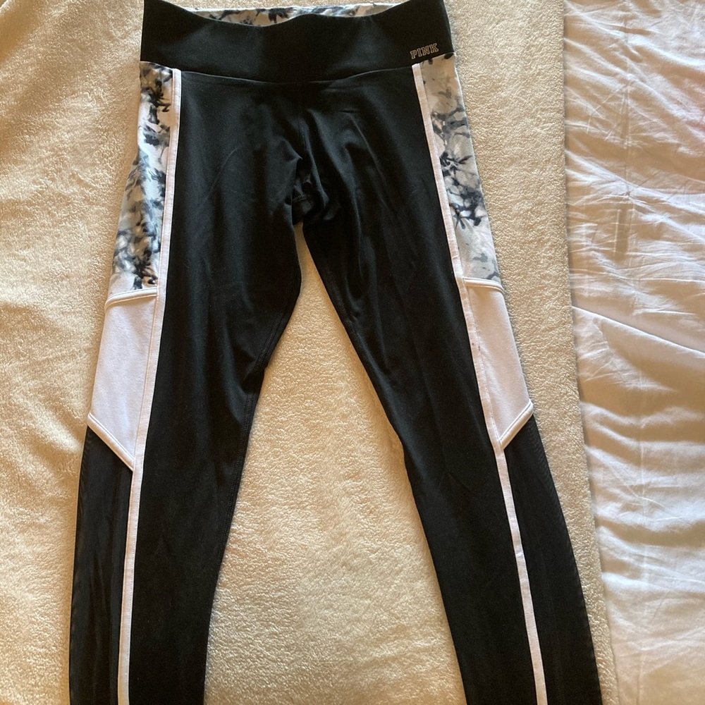 Victoria’s Secret Pink Leggings
